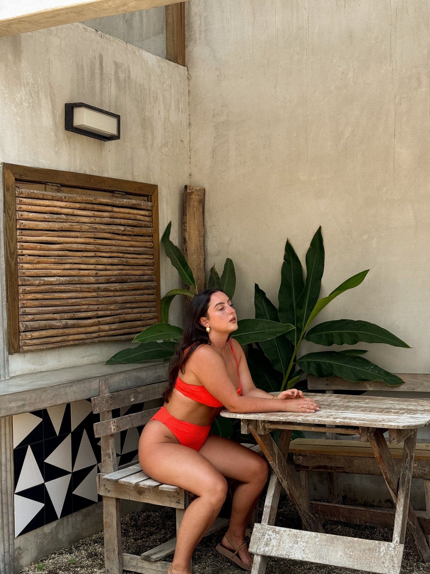 Charming Bottom - Redhot