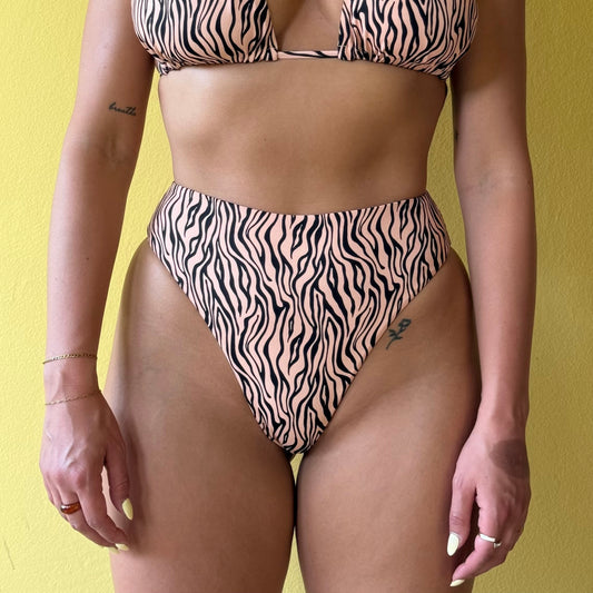 Charming Bottom - Zebra
